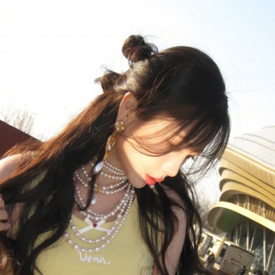 茱莉小姐